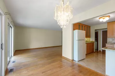 235 Blossom Court #235, Buffalo Grove, IL 60089 - Photo 9