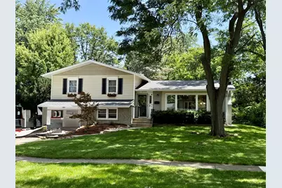 6949 Meadowcrest Drive, Downers Grove, IL 60516 - Photo 25