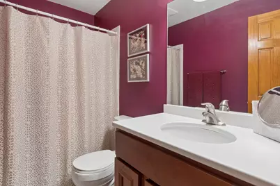 6601 Macarthur Drive, Woodridge, IL 60517 - Photo 7