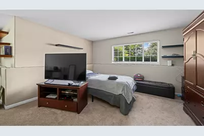 557 Cary Woods Circle, Cary, IL 60013 - Photo 17