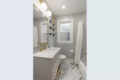 5823 N Merrimac Avenue, Chicago, IL 60646 - Photo 7