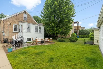 5823 N Merrimac Avenue, Chicago, IL 60646 - Photo 17