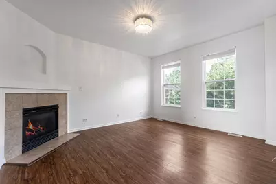 1682 Dogwood Lane, Hanover Park, IL 60133 - Photo 3