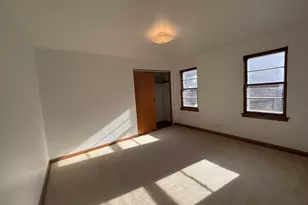 10315 Chaucer St, Westchester, IL 60154 - Photo 11