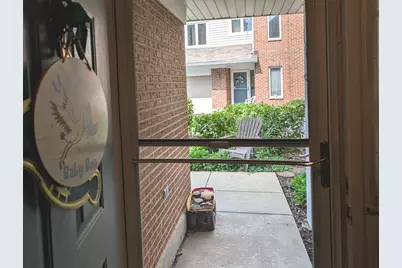 1541 N Kendal Court, Arlington Heights, IL 60004 - Photo 5