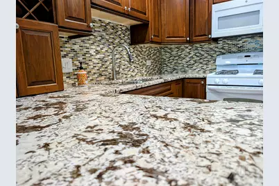 1541 N Kendal Court, Arlington Heights, IL 60004 - Photo 19