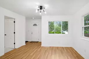 7507 Cedar Dr, Wonder Lake, IL 60097 - Photo 9
