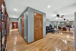 21 S Elmhurst Rd, Prospect Heights, IL 60070 - Photo 19