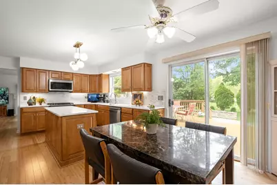 162 Wellington Court, Grayslake, IL 60030 - Photo 13