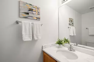 162 Wellington Ct, Grayslake, IL 60030 - Photo 15