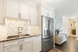 1440 N Lake Shore Dr, Chicago, IL 60610 - Photo 11
