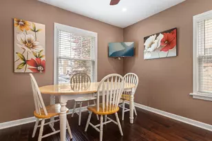7727 W Berwyn Ave, Chicago, IL 60656 - Photo 5