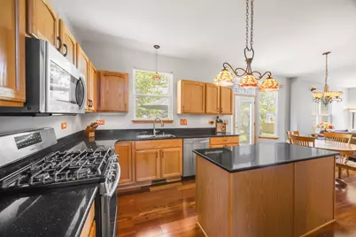 325 Forest Trail, South Elgin, IL 60177 - Photo 5