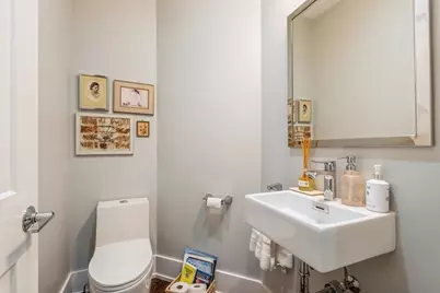 2918 N Lakewood Avenue #1, Chicago, IL 60657 - Photo 3