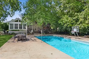 1336 Foxglove Dr, Batavia, IL 60510 - Photo 1