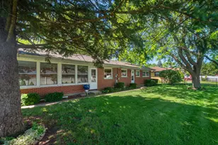472 W Walnut Ave, Des Plaines, IL 60016 - Photo 27