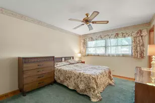 472 W Walnut Ave, Des Plaines, IL 60016 - Photo 13