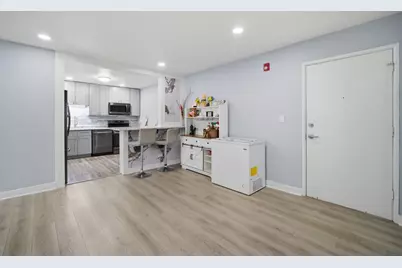 505 Cleveland Avenue #106, Arlington Heights, IL 60005 - Photo 5