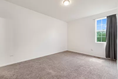 804 Four Seasons Boulevard #804, Aurora, IL 60504 - Photo 9
