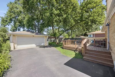 730 S Monterey Avenue, Villa Park, IL 60181 - Photo 17