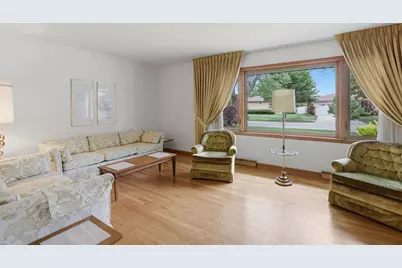 [Address not provided], Park Ridge, IL 60068 - Photo 13