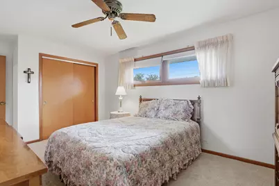 [Address not provided], Park Ridge, IL 60068 - Photo 23