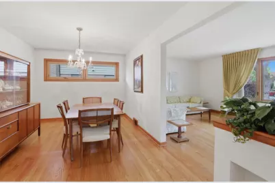 [Address not provided], Park Ridge, IL 60068 - Photo 17