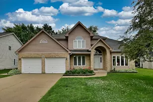 213 John Dr, Bartlett, IL 60103 - Photo 1