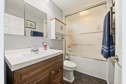 [Address not provided], Streamwood, IL 60107 - Photo 9