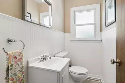 1201 E Barberry Lane, Mount Prospect, IL 60056 - Photo 13