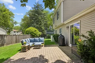 35 Knightsbridge Drive, Mundelein, IL 60060 - Photo 19