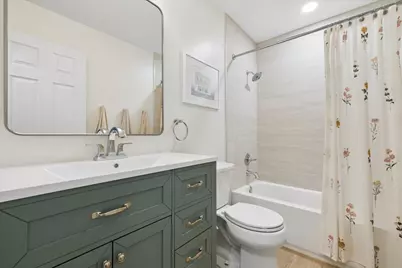 35 Knightsbridge Drive, Mundelein, IL 60060 - Photo 17