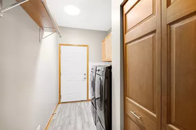 900 Scottsdale Drive, Hampshire, IL 60140 - Photo 7