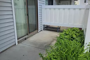 727 Whitesail Dr, Schaumburg, IL 60194 - Photo 23