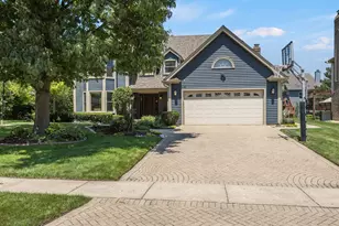 21W728 McCarron Rd, Glen Ellyn, IL 60137 - Photo 3
