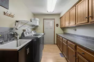 21W728 McCarron Rd, Glen Ellyn, IL 60137 - Photo 15