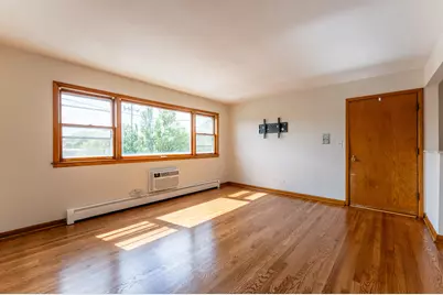 342 Beach Avenue #2B, La Grange Park, IL 60526 - Photo 1