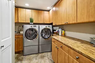 6833 N Concord Ln N, Niles, IL 60714 - Photo 21