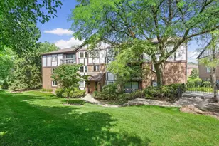 6820 Joliet Rd, Indian Head Park, IL 60525 - Photo 1