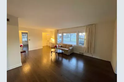 556 Crestwood Drive, Des Plaines, IL 60016 - Photo 5
