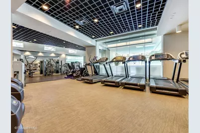 800 N Michigan Avenue #4703, Chicago, IL 60611 - Photo 35