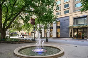 800 N Michigan Ave, Chicago, IL 60611 - Photo 3