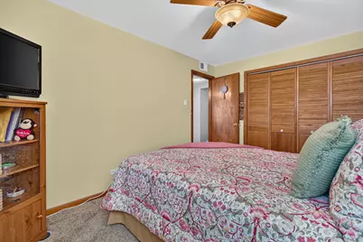 6109 S Neenah Avenue, Chicago, IL 60638 - Photo 15