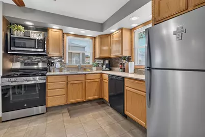 6109 S Neenah Avenue, Chicago, IL 60638 - Photo 7