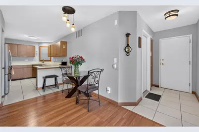 2020 N Stillwater Road #2020, Arlington Heights, IL 60004 - Photo 5