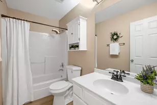 896 Cherry Creek Dr, Grayslake, IL 60030 - Photo 15