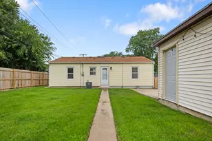 401 Kenyon Ave, Romeoville, IL 60446 - Photo 21