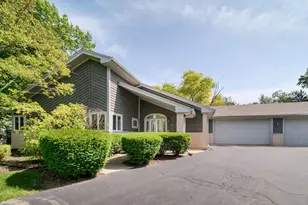 16373 W Menna Ln, Lincolnshire, IL 60069 - Photo 1
