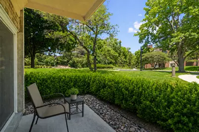 2 Oak Brook Club Drive #C106, Oak Brook, IL 60523 - Photo 19