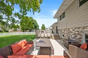 10S520 Havens Dr, Downers Grove, IL 60516 - Photo 29